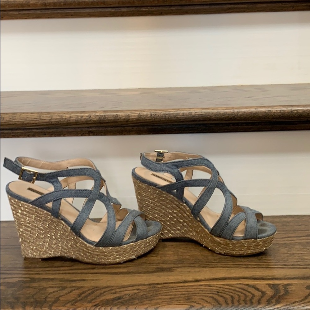 Jennifer Lopez platform shoes